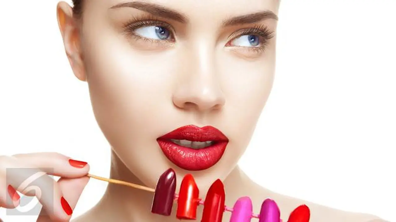 Lakukan Cara Ini untuk Dapatkan Bentuk Bibir yang Sempurna