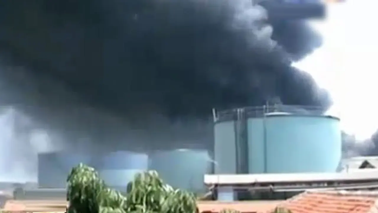Tabung-Minyak-Terbakar