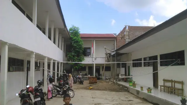 Siswa Merokok