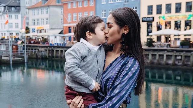 [Bintang] Jessica Iskandar dan El Barack