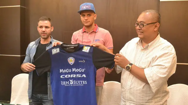 Francisco ‘Kiko’ Insa Bohigues dan Antonio ‘Toni’ Jose Espinosa 