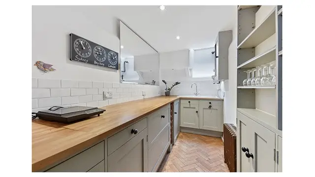 6 Potret Rumah Tertipis di London, Hanya Memiliki Lebar 1,8 Meter