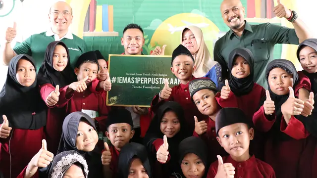 Program 1 Emas 1 Pustaka