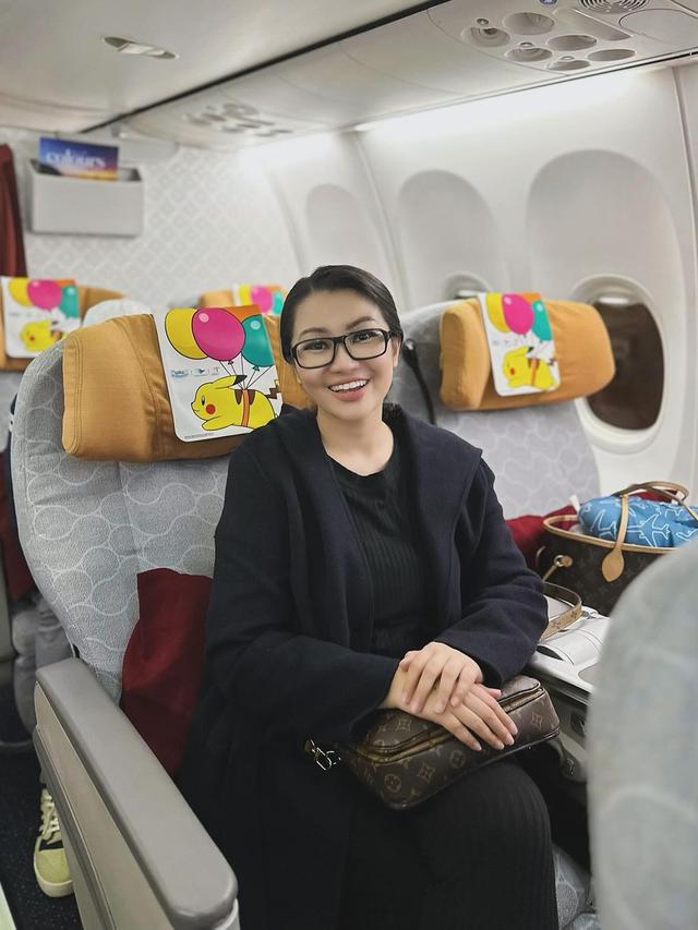 9 Momen Fitri Carlina Setia Nonton Langsung Timnas, Rela Bolak-Balik Indonesia-Qatar