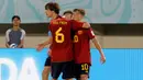 <p>Selebrasi pemain Timnas Spanyol U-17, Juan Hernandez (kanan) setelah mencetak gol ke gawang Mali U-17 dalam pertandingan babak penyisihan Grup B Piala Dunia U-17 di Stadion Manahan, Solo. Senin (13/11/2023). (Bola.com/Arief Bagus)</p>