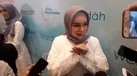 Dewi Sandra Fokus Khataman Alquran Jelang Lebaran