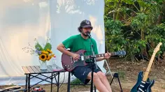 Viral Rex Orange County Konser Mini di Halaman Rumah Fans Indonesia