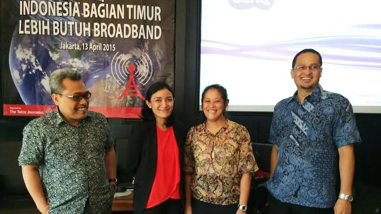 `Masih Ada Kesenjangan Internet di Indonesia Barat`