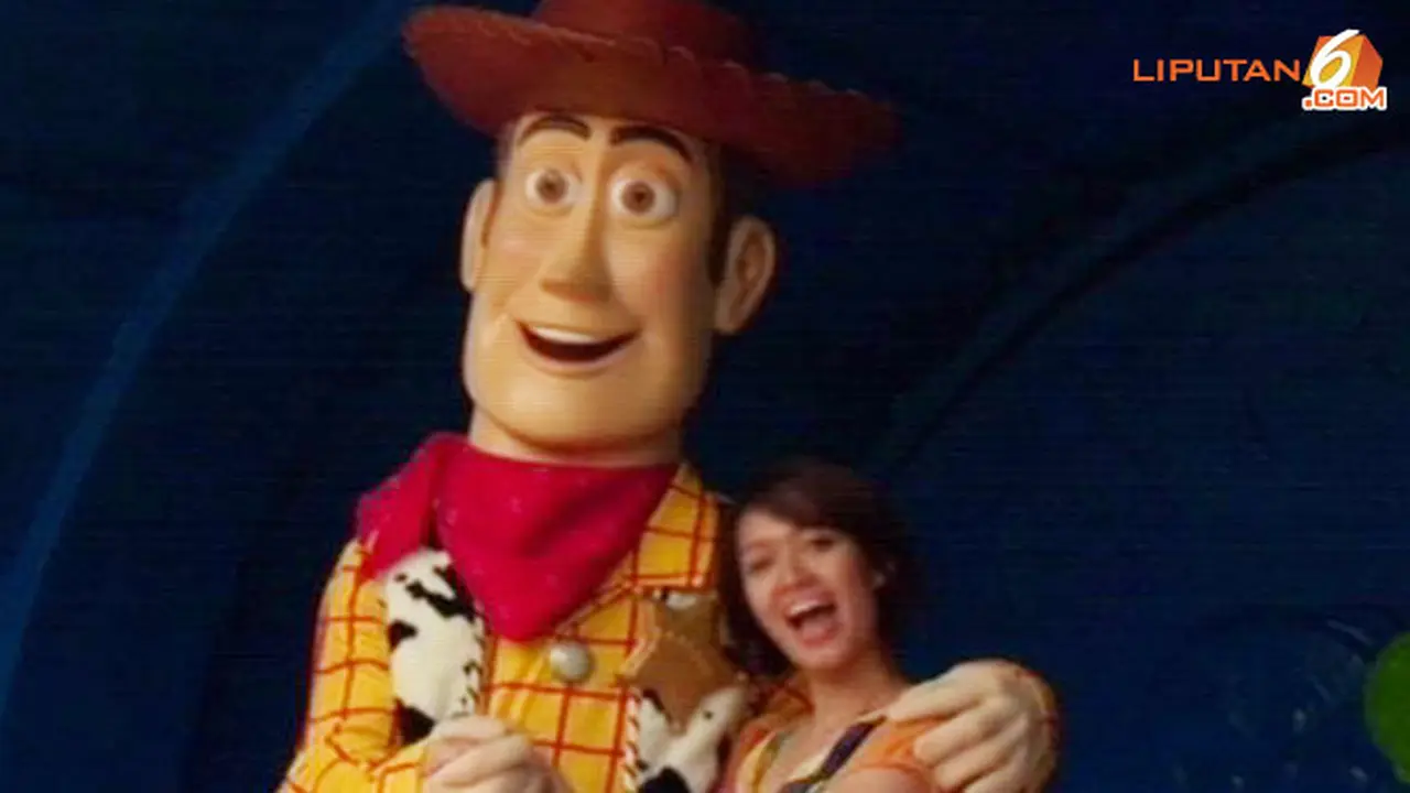 toys-stories-130910b.jpg