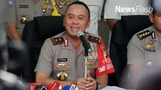 Polda Metro Jaya telah menangkap tiga perampok sadis disertai penyekapan di rumah mewah di Jalan Pulomas Utara. Polisi juga menangani lima korban perampokan Pulomas selamat yang saat ini masih trauma dan dirawat di Rumah Sakit Kartika, Pulomas, Jakar...