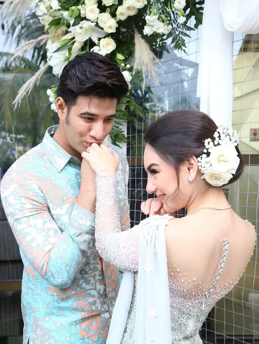 Ammar Zoni dan Irish Bella