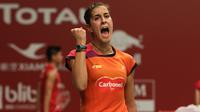 Pebulutangkis tunggal putri Spanyol, Carolina Marin, saat bertanding melawan pebulutangkis Cina Taipei, Pai Yu Po, dalam Kejuaraan Dunia Bulutangkis 2015 di Istora Gelora Bung Karno, Senayan, Jakarta. Kamis (13/8/2015). (Bola.com/Arief Bagus)