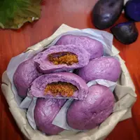 ilustrasi bakpao ubi ungu/copyright by Darmawan's (Shutterstock)