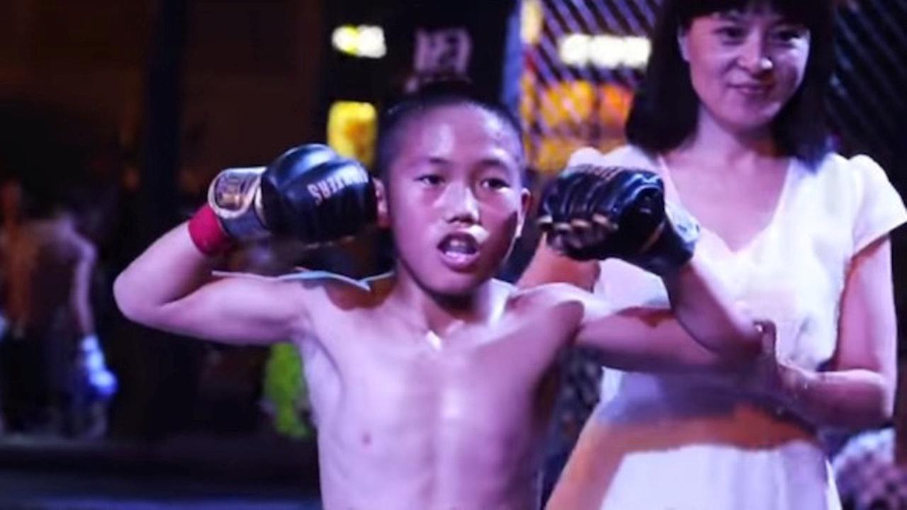 Beradar video perkelahian anak yang viral di China. (totalprosports.com)