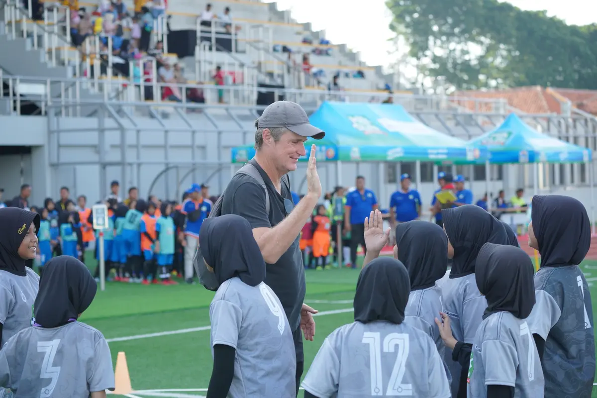 Timo Scheunemann Senang Sepak Bola Putri Semakin Berkembang dan Disukai di Level Anak Sekolah