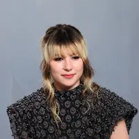 Intip potret debut Alysa Liu di Vanity Fair Oscar Party 2026 (Photo by Jean Baptiste Lacroix / AFP)