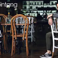 Eksklusif Afgansyah Reza (Photo by Andy Masela, Digital Imaging by Muhammad Iqbal Nurfajri, Jacket by John Varvatos from Rococo Store, Place: Decanter Wine & Food/Bintang.com