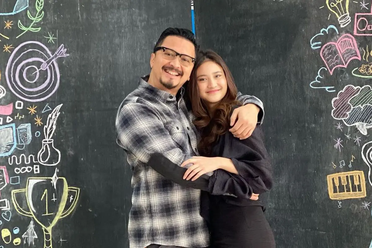 8 Momen Kompak Ferry Maryadi dan Anak Perempuannya, Jadi Sorotan Netizen