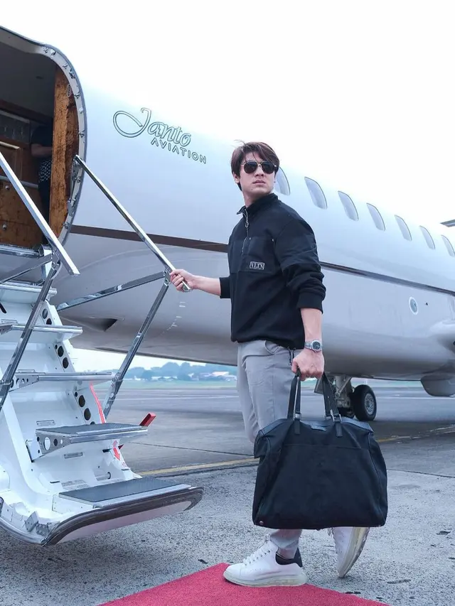 6 Potret Gaya Hidup Mewah Rizky Billar, Tengah Jadi Sorotan