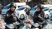 7 Potret Sintya Marisca Pakai Hijab saat Touring Vespa di Aceh, Curi Perhatian