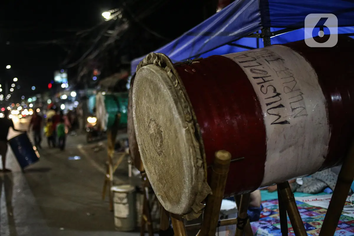 FOTO: Jalan KH Mas Mansyur Sepi dari Takbir Keliling