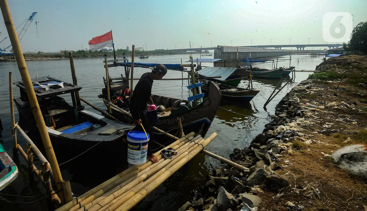 <p>Dalam sehari, mereka kini hanya dapat rajungan rata-rata 3 sampai 4 kilogram dengan harga Rp 45 ribu per kologram. (merdeka.com/Arie Basuki)</p>