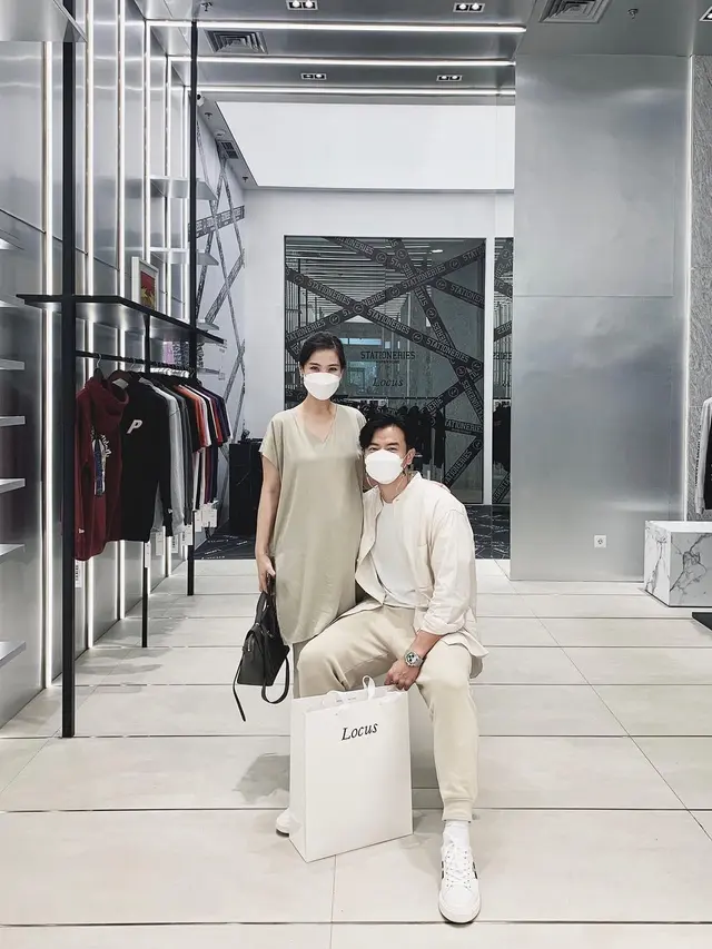 Istri Dion Wiyoko Lahirkan Anak Pertama, Ini 7 Potret Perjalanan Kehamilannya