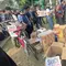Warga Bagikan Makanan Gratis untuk Mahasiswa Demo di Tugu Tani