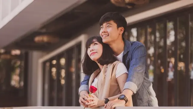 ilustrasi Pacar, pasangan, bahagia, dekat, LDR