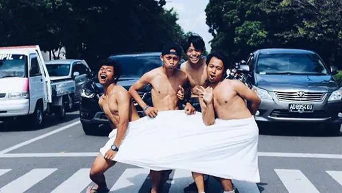 Bahaya, Tren Foto di Lampu Merah Malah Mewabah