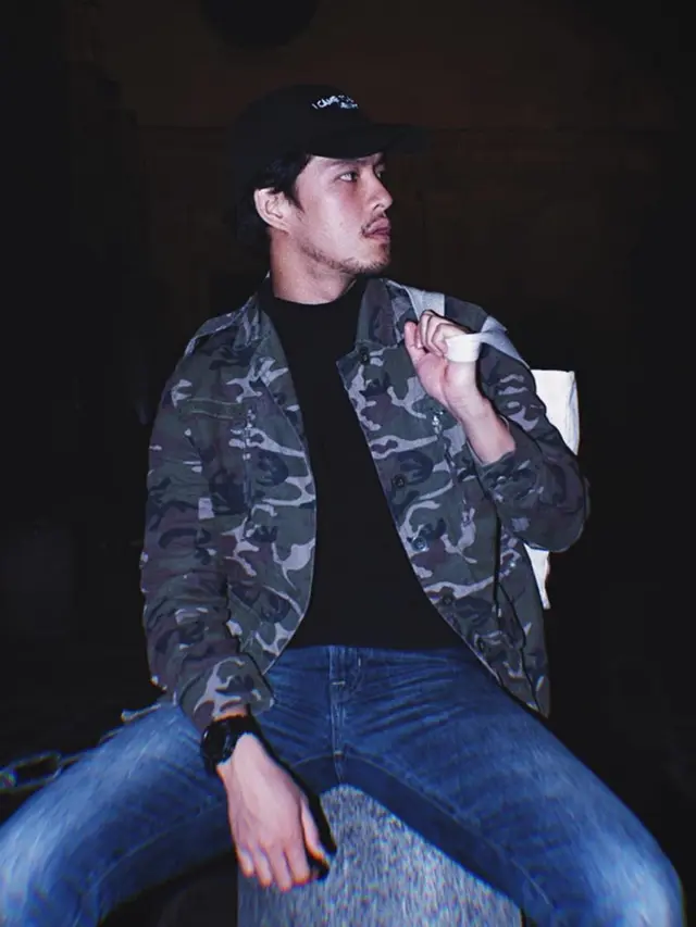 Gaya Kasual Morgan Oey, Simpel dan Keren