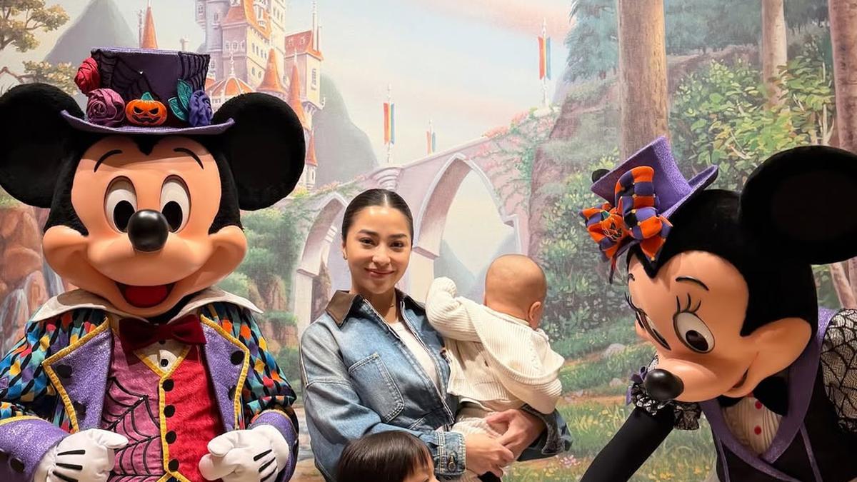 Nikita Willy Cerita Baby Nael Kehilangan Alas Kaki, Sebenarnya Bayi Perlu Pakai Sepatu atau Tidak? Simak Kata Pakar