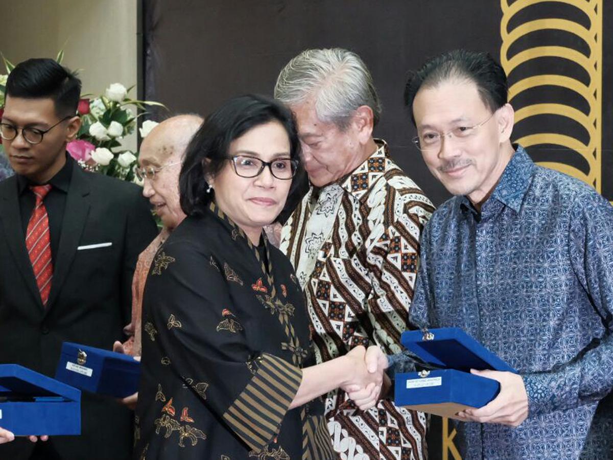 orang indonezija yang sukses di dvejetainis variantas seb investiciniai fondai kainos