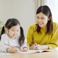 Pola Pengasuhan yang Positif dapat berdampak baik bagi perkembangan anak/copyright shutterstock/polkadot_photo