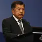 Wapres Jusuf Kalla memberi kaat sambutan saat menghadiri perayaan HUT Kaisar Jepang, Senin (14/12/2015) (Liputan6.com/Immanuel Antonius)