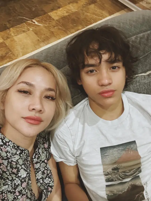 BCL dan Noah Sinclair