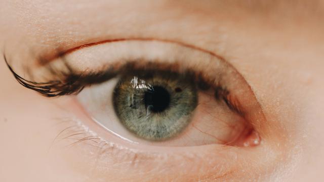 Amankah Menggunakan Lensa Kontak untuk Mata Selama Pandemi Virus Corona COVID-19?