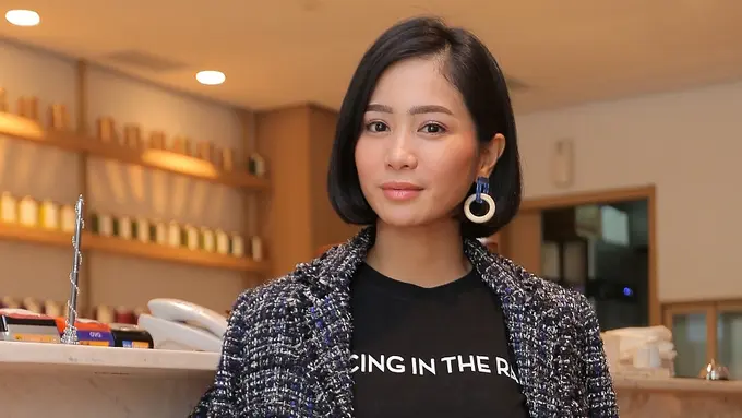 [Bintang] Bunga Zainal