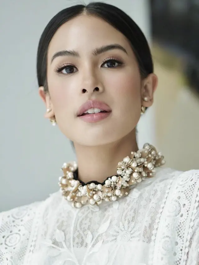 Tampilan Maudy Ayunda di Pernikahan Sang Adik