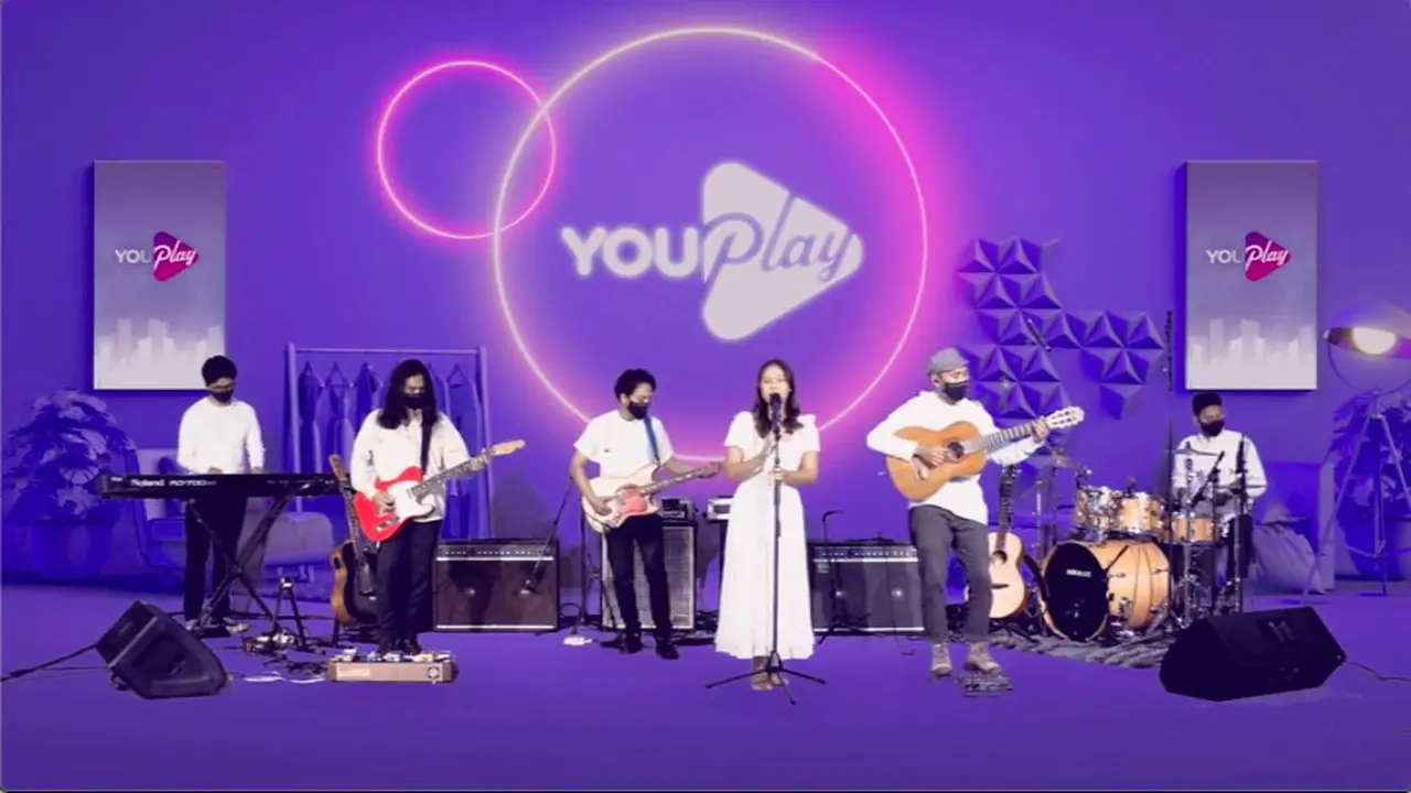 Penampilan Nadin Amizah di program Youplay