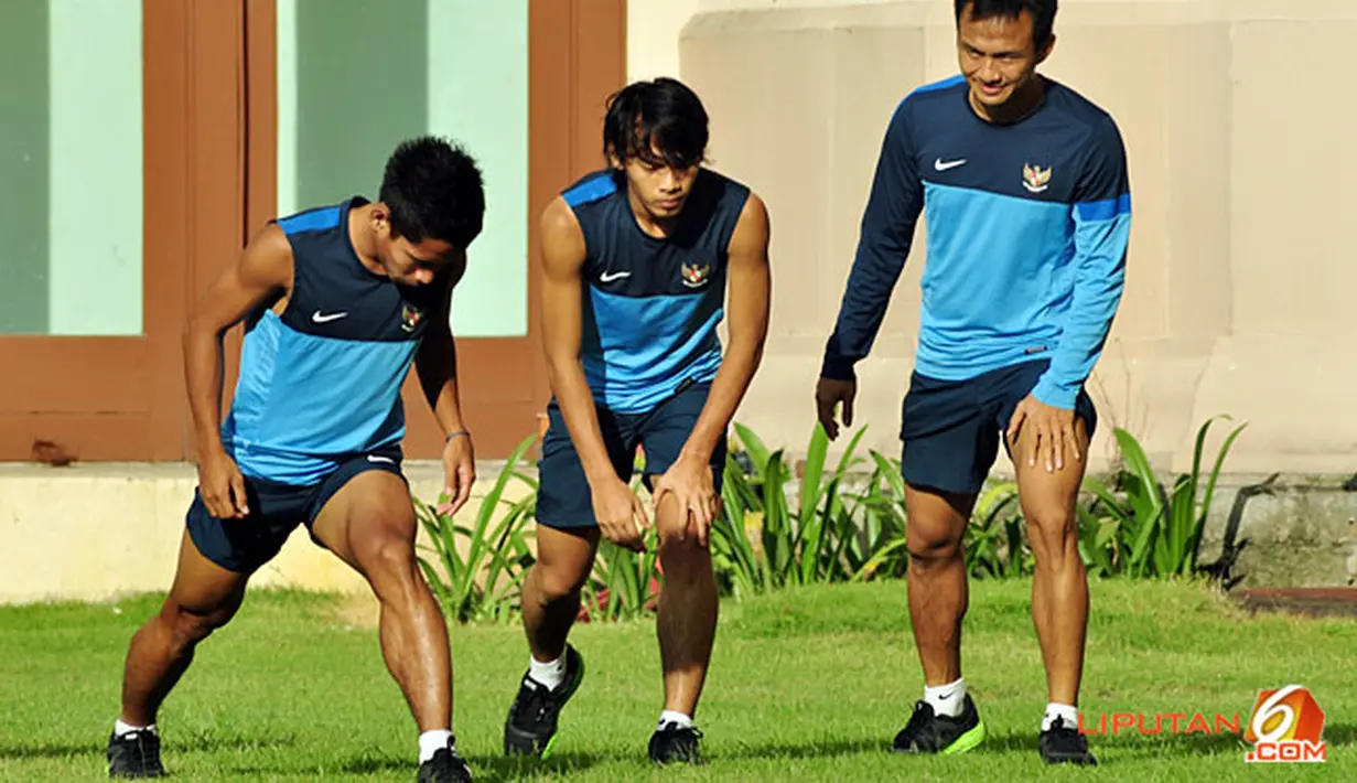 Latihan Timnas Indonesia Minggu (25/11/2012) di Hotel Horses Golden Palace, Kuala Lumpur, Malaysia.  tempat menginap Pemain Timnas Piala AFF 2012.