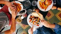 Ilustrasi restoran. (Photo by Dan Gold on Unsplash)
