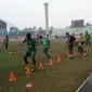 Latihan Bonek FC (Liputan6.com / Nefri Inge)