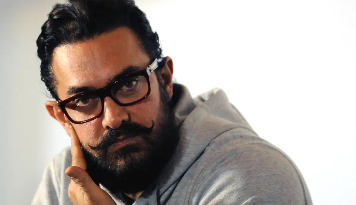 Sejak saat itu, Aamir Khan mendapat julukan sebagai Mr. Perfectionist. Oleh karena itu, wajar jika ia mendapat berbagai tawaran untuk bermain film atau menyutradarai. (Foto: brecorder.com)