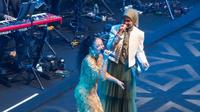 Potret Siti Nurhaliza Nyanyi Bareng Kris Dayanti (Foto: Instagram @krisdayantilemos)