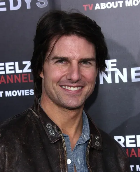 Tom Cruise rencananya akan kembali berperan sebagai instruktur pilot dalam sekuel Top Gun