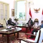 Presiden Joko Widodo atau Jokowi menerima kunjungan kehormatan delegasi Republik Arab Mesir yaitu Menteri Luar Negeri Mesir Sameh Shoukry di Istana Merdeka Jakarta, Jumat (18/3/2022).