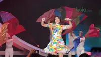 Artis Dangdut, Via Valen meramaikan Konser Energi Asian Games 2018 di Studio Indosiar, Jakarta (8/3/2018). Konser Energi Asian Games 2018 merupakan dukungan bagi event terbesar di Asia tersebut. (Bola.com/Nick Hanoatubun)