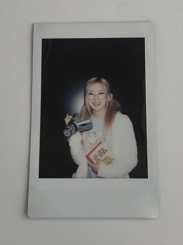 Rose kostum Halloween/(@roses_are_rosie)