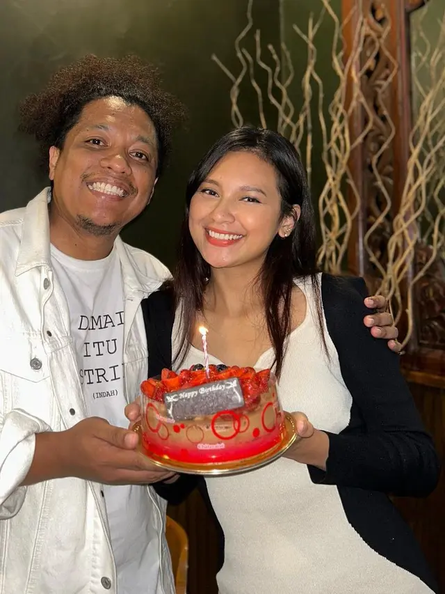 Arie Kriting dan Indah Permatasari (Instagram/arie_kriting)